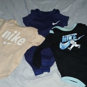 Nike Kids One Piece Set - Navy, Tan, Black
